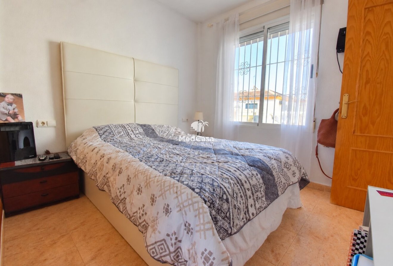 Resale - Apartment -
Orihuela Costa - Playa Flamenca