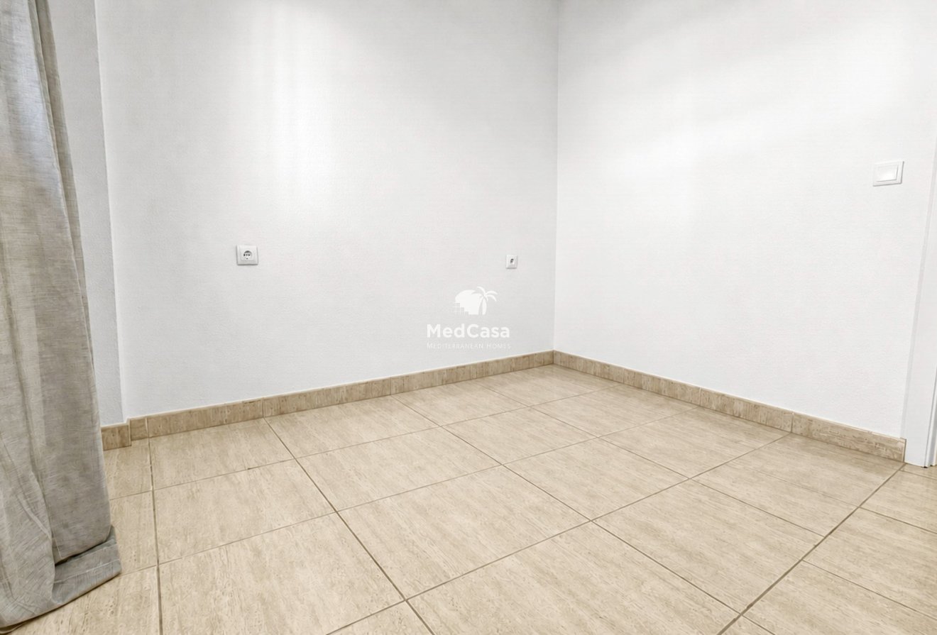 Segunda mano - Apartamento -
Orihuela Costa - Cabo Roig