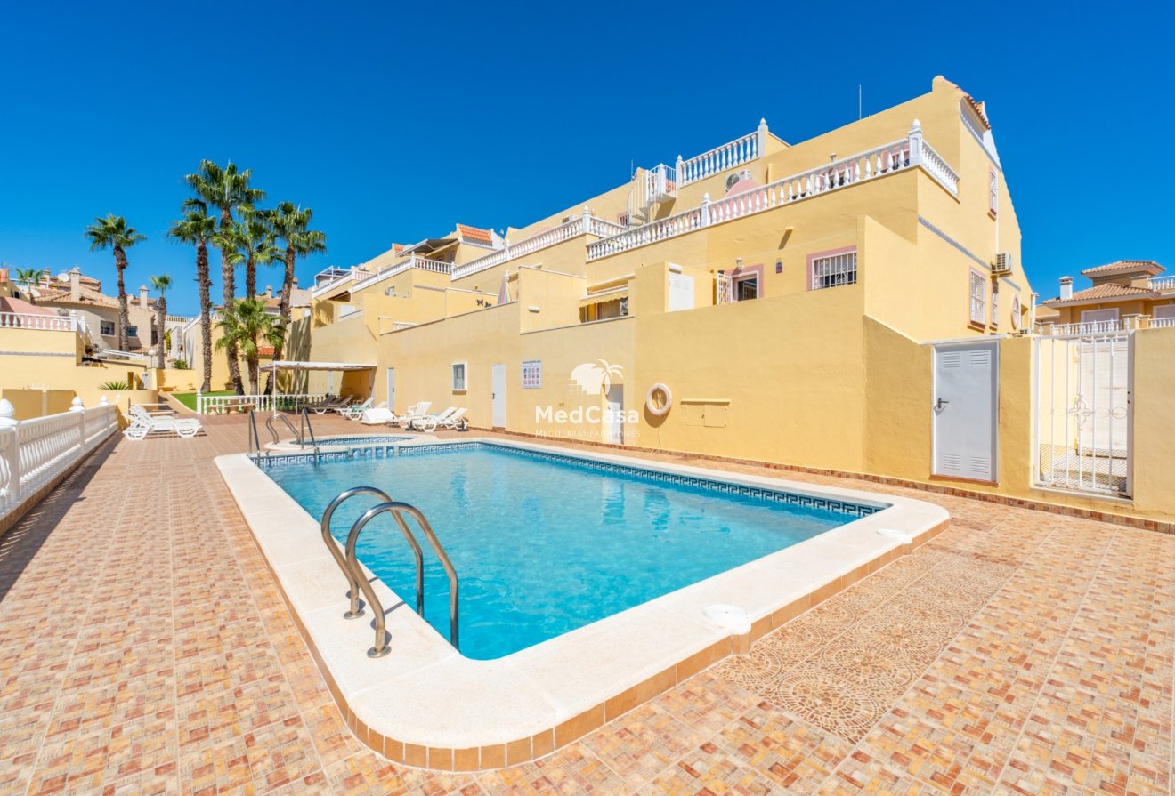 Resale - Townhouse -
Orihuela Costa - Las Filipinas