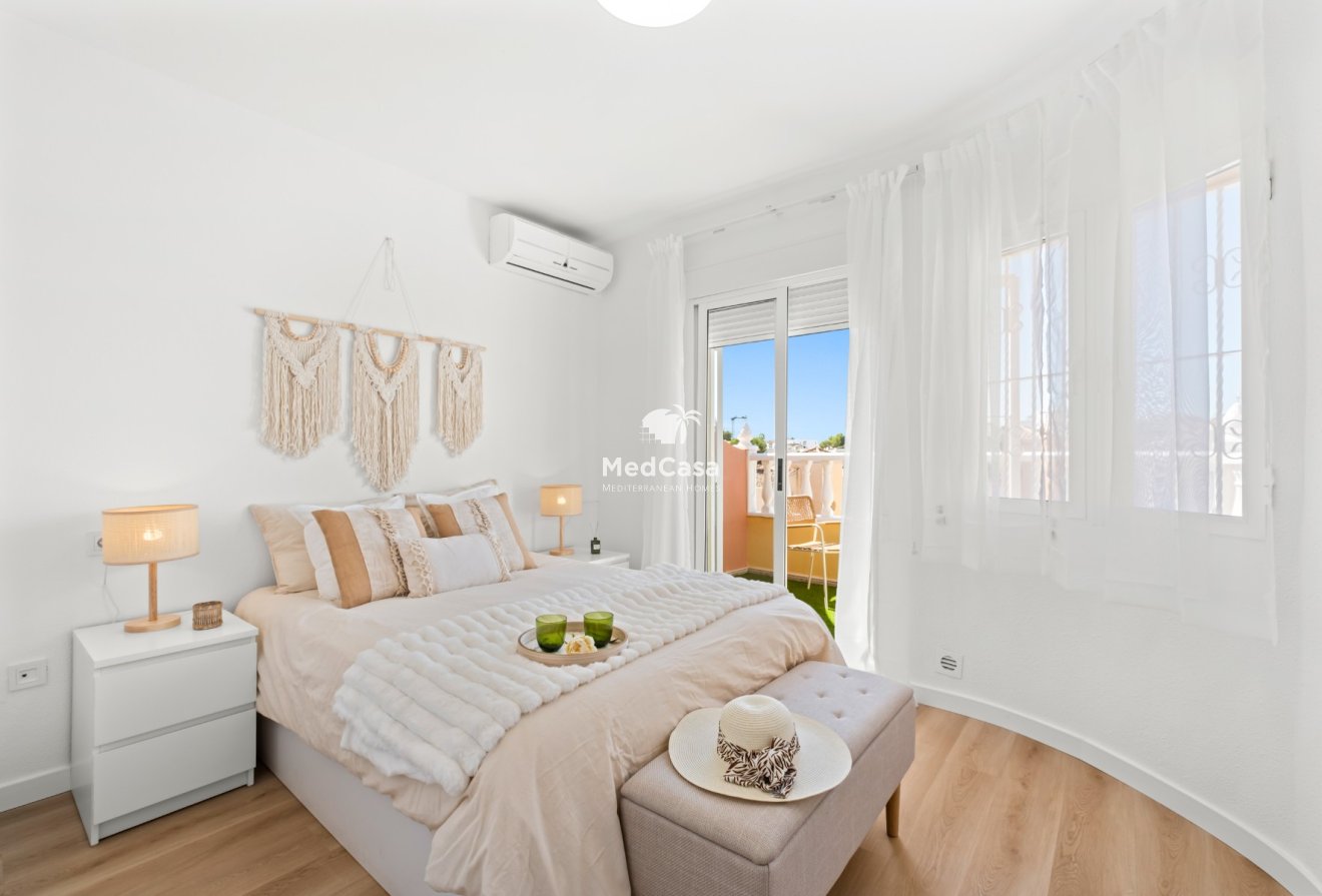 Resale - Townhouse -
Orihuela Costa - Las Filipinas