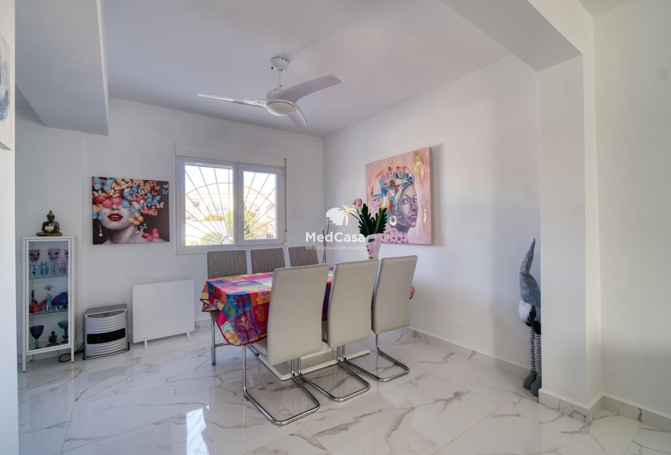 Resale - Townhouse -
Benijofar - Monte Azul