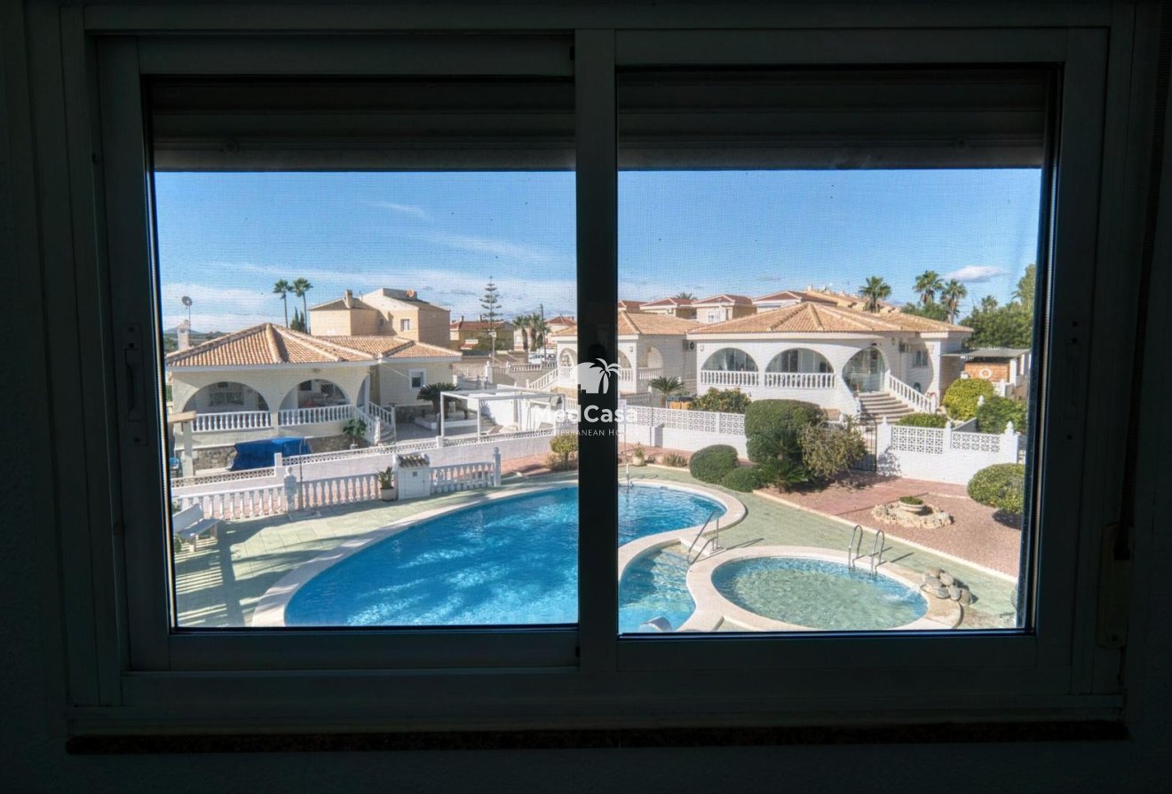 Resale - Townhouse -
Benijofar - Monte Azul