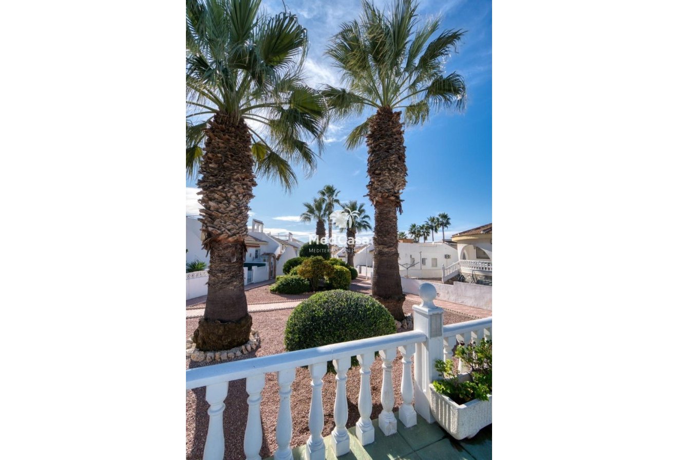 Resale - Townhouse -
Benijofar - Monte Azul
