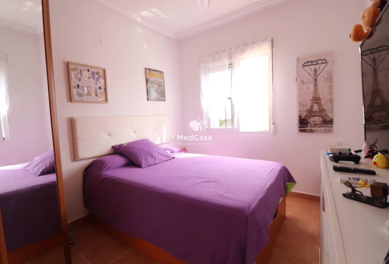 Segunda mano - Villa -
Algorfa - Montebello