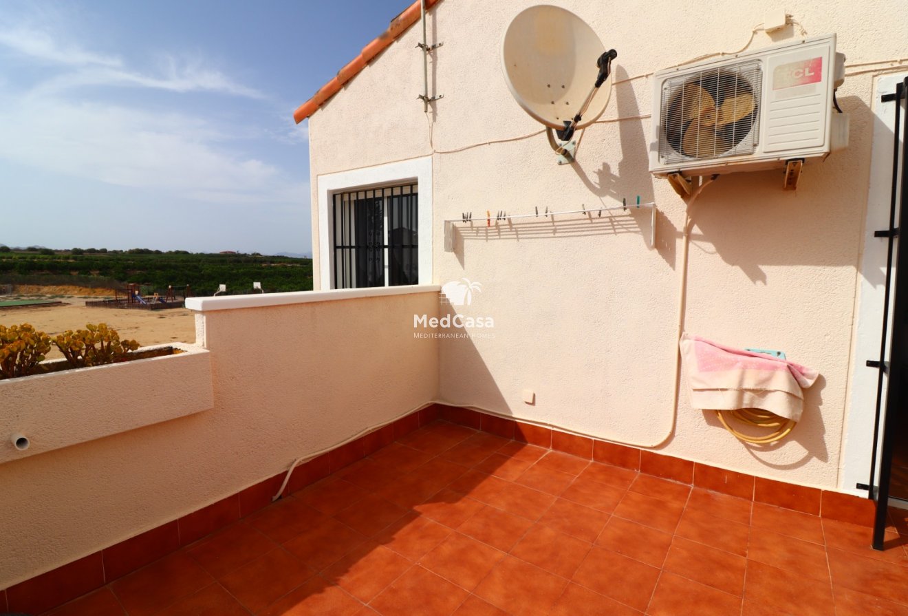 Segunda mano - Villa -
Algorfa - Montebello