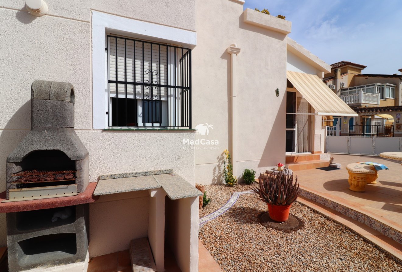 Segunda mano - Villa -
Algorfa - Montebello