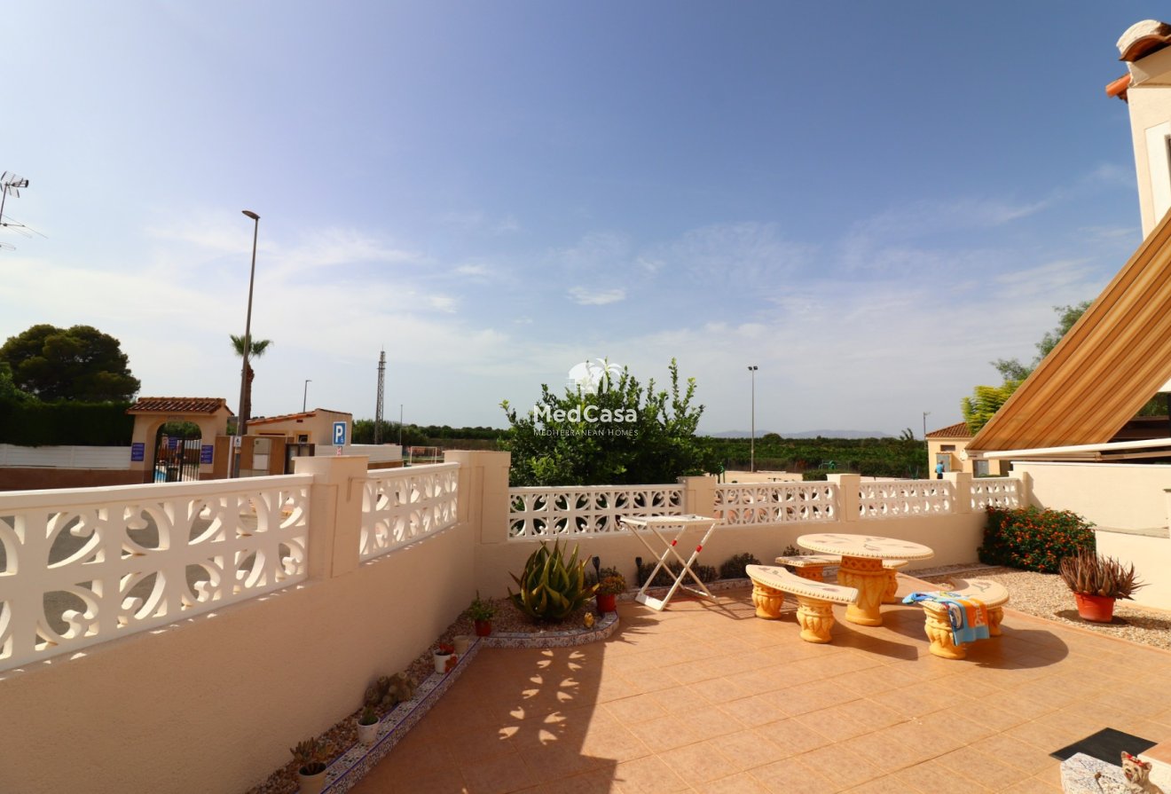 Segunda mano - Villa -
Algorfa - Montebello