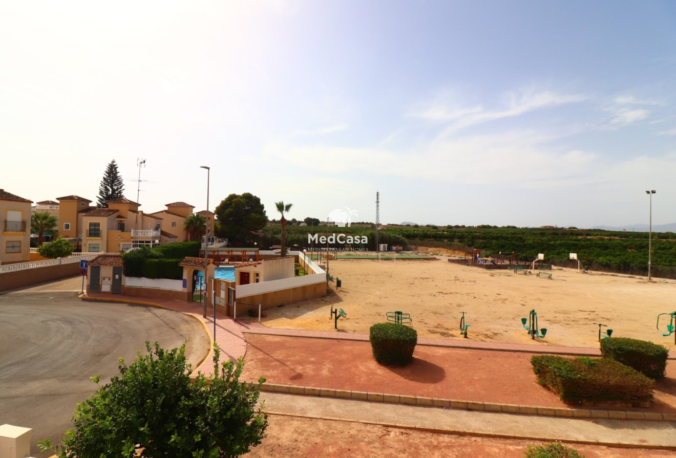 Segunda mano - Villa -
Algorfa - Montebello