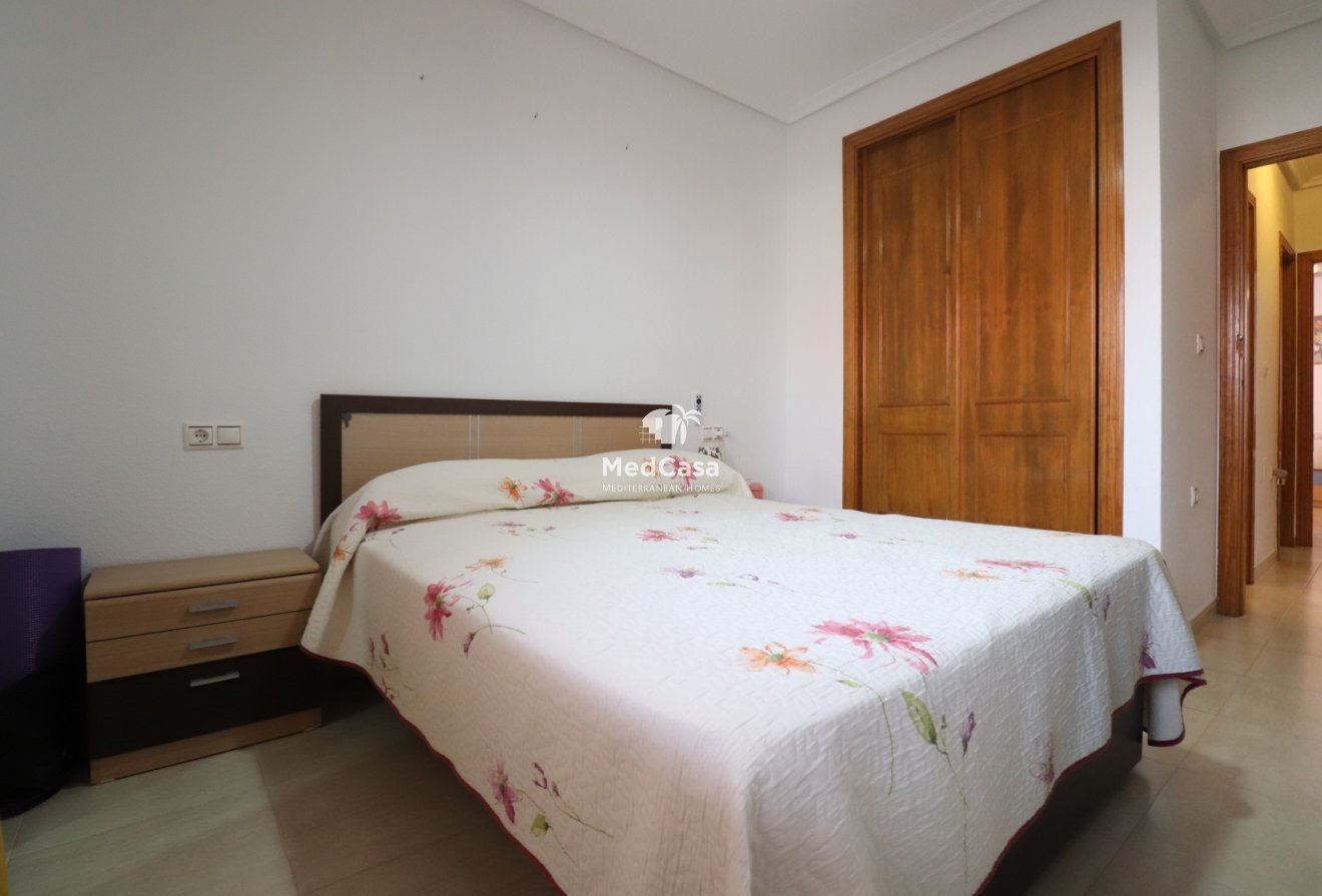 Resale - Apartment -
Orihuela Costa - Los Altos