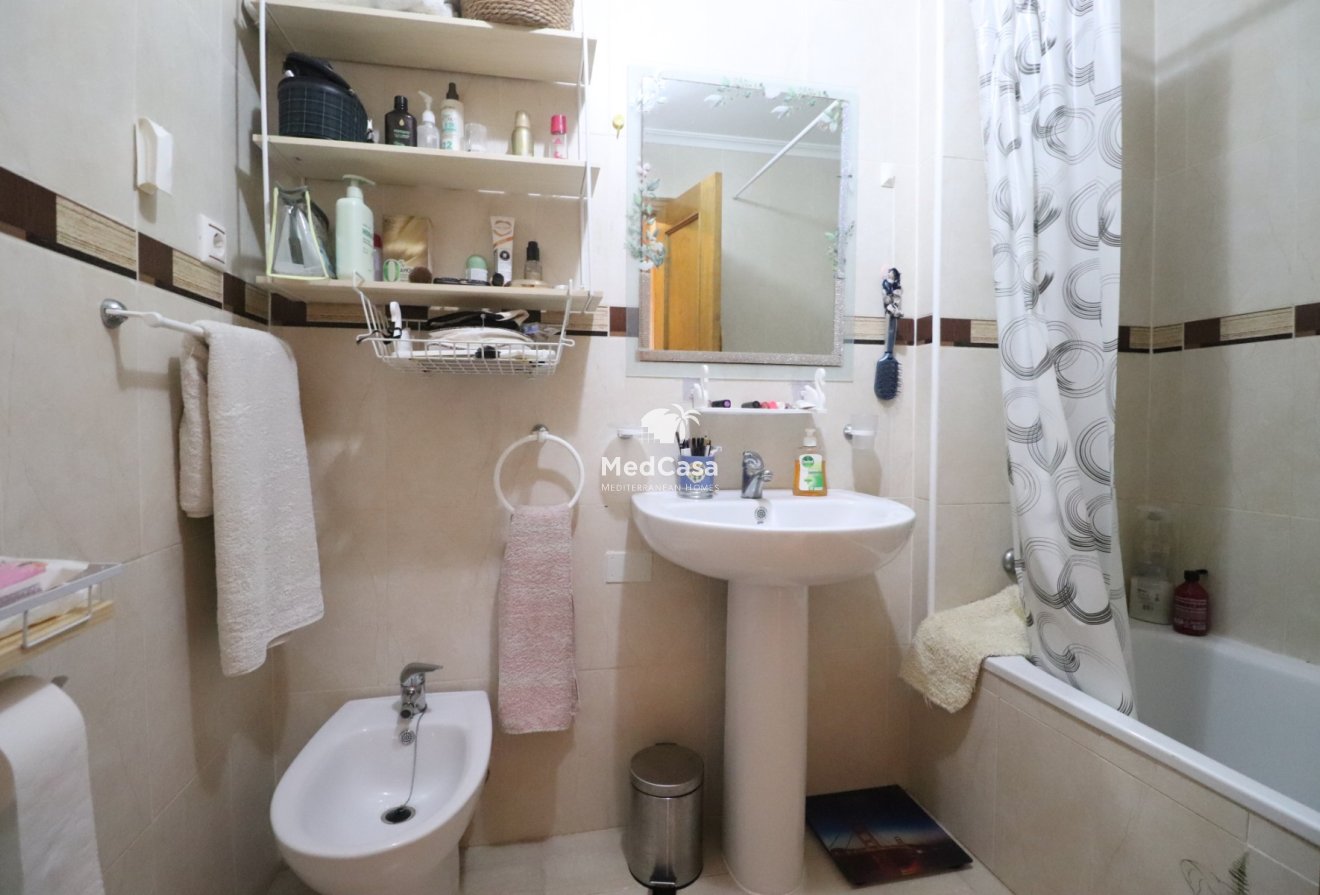 Resale - Apartment -
Orihuela Costa - Los Altos
