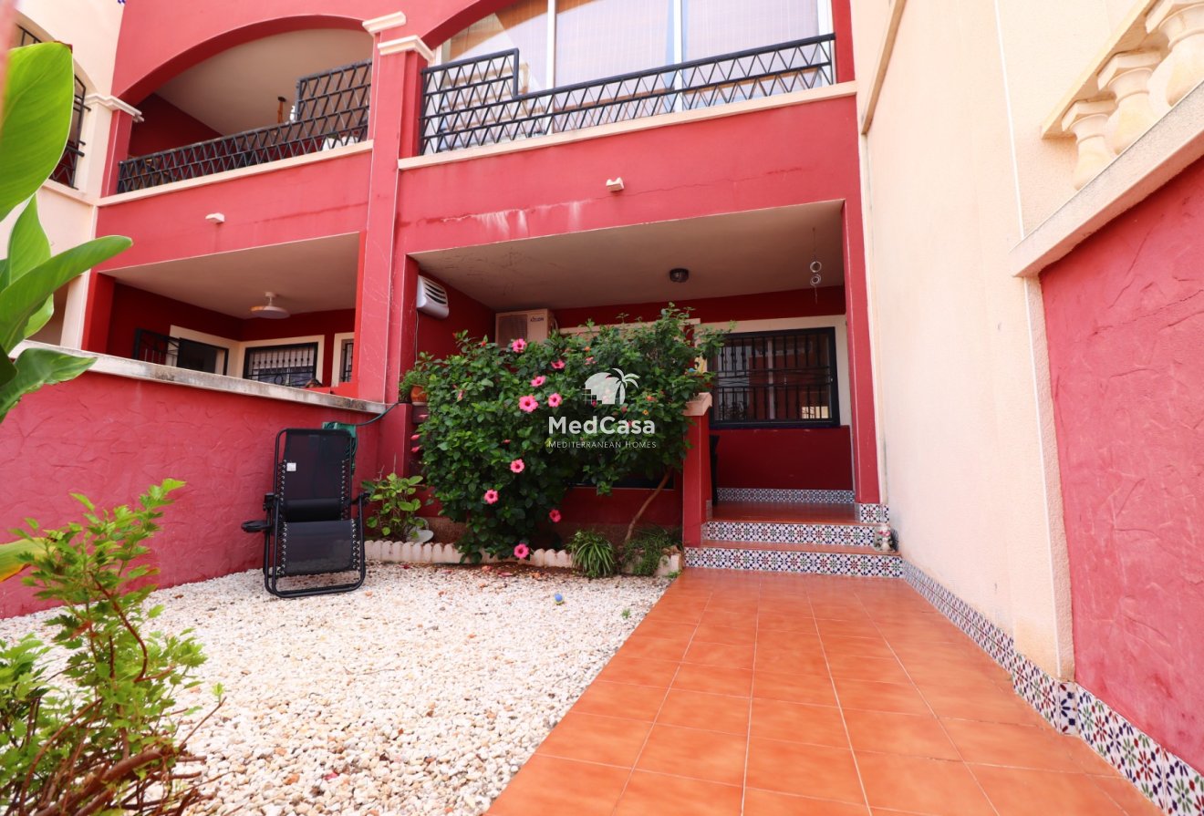 Resale - Apartment -
Orihuela Costa - Los Altos