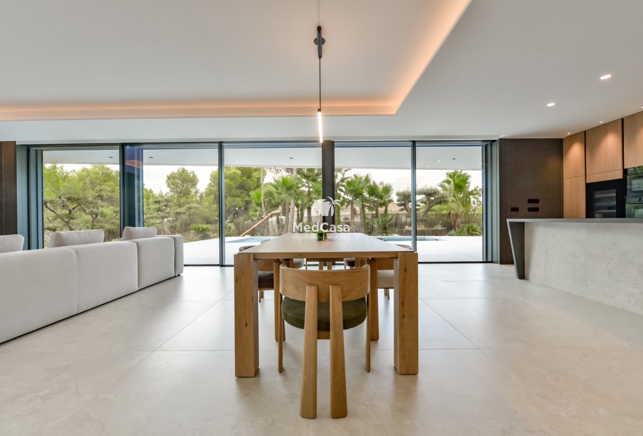 Wiederverkauf - Villa -
Altea