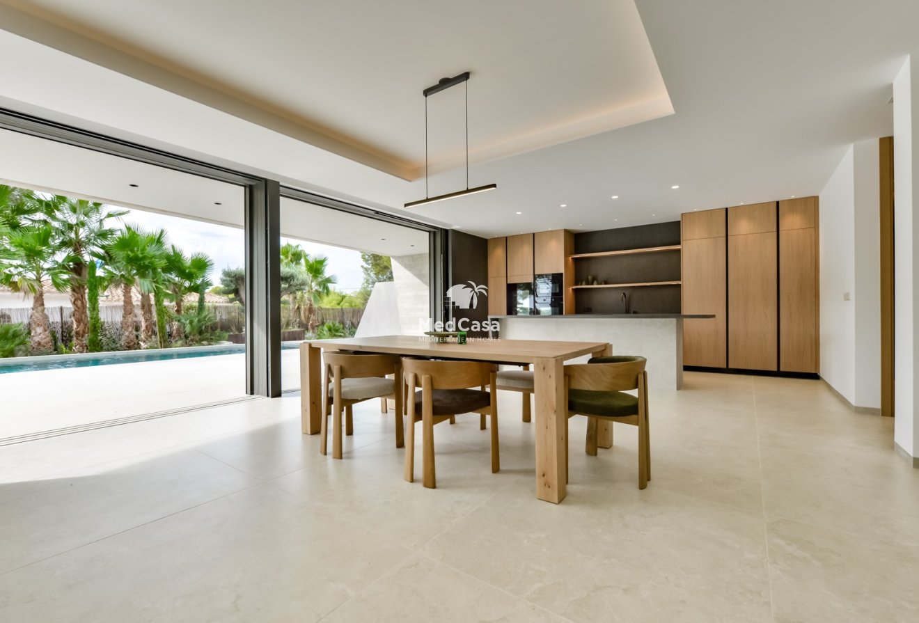 Wiederverkauf - Villa -
Altea