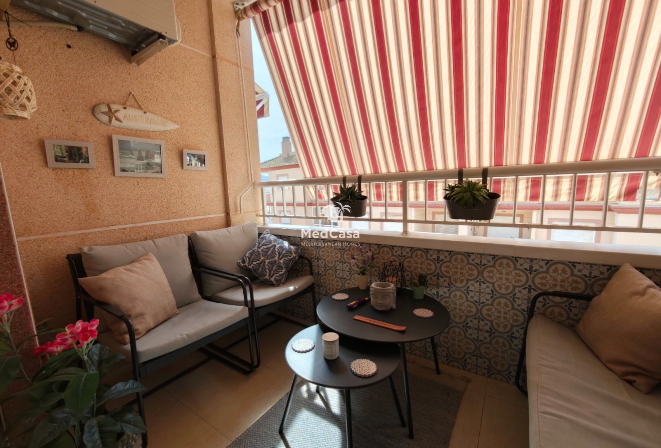 Resale - Apartment -
Algorfa