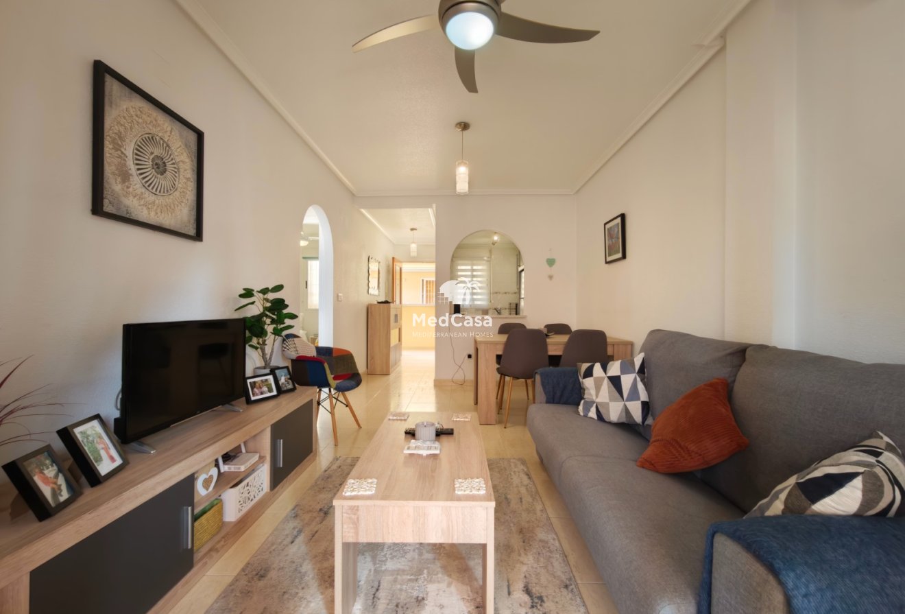 Resale - Apartment -
Algorfa
