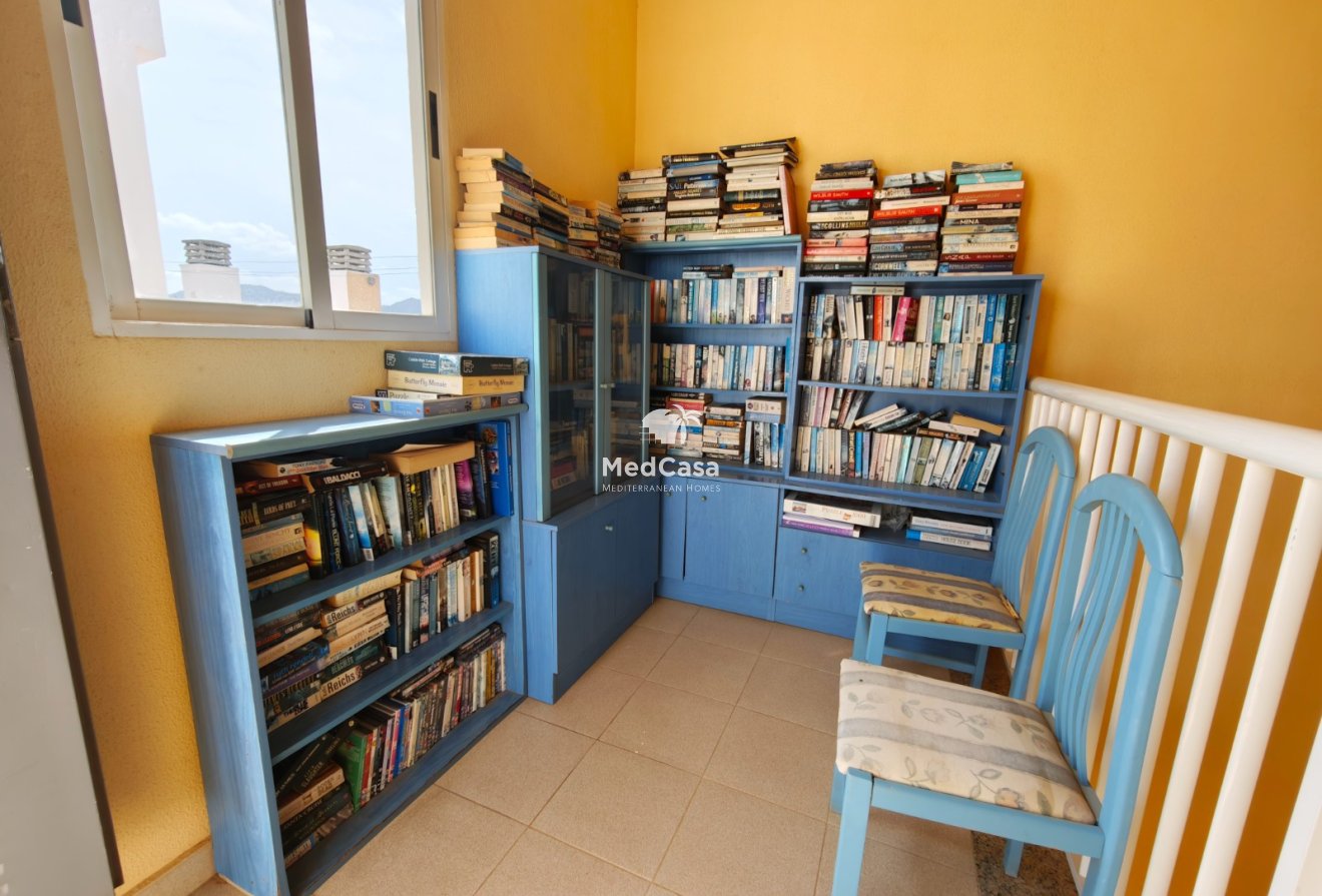Resale - Apartment -
Algorfa
