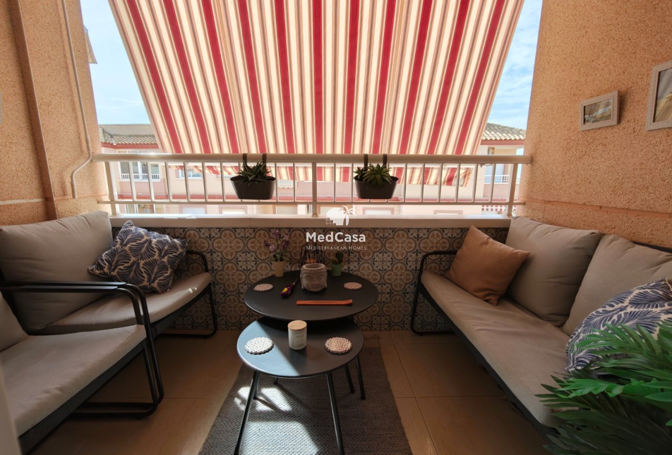 Resale - Apartment -
Algorfa
