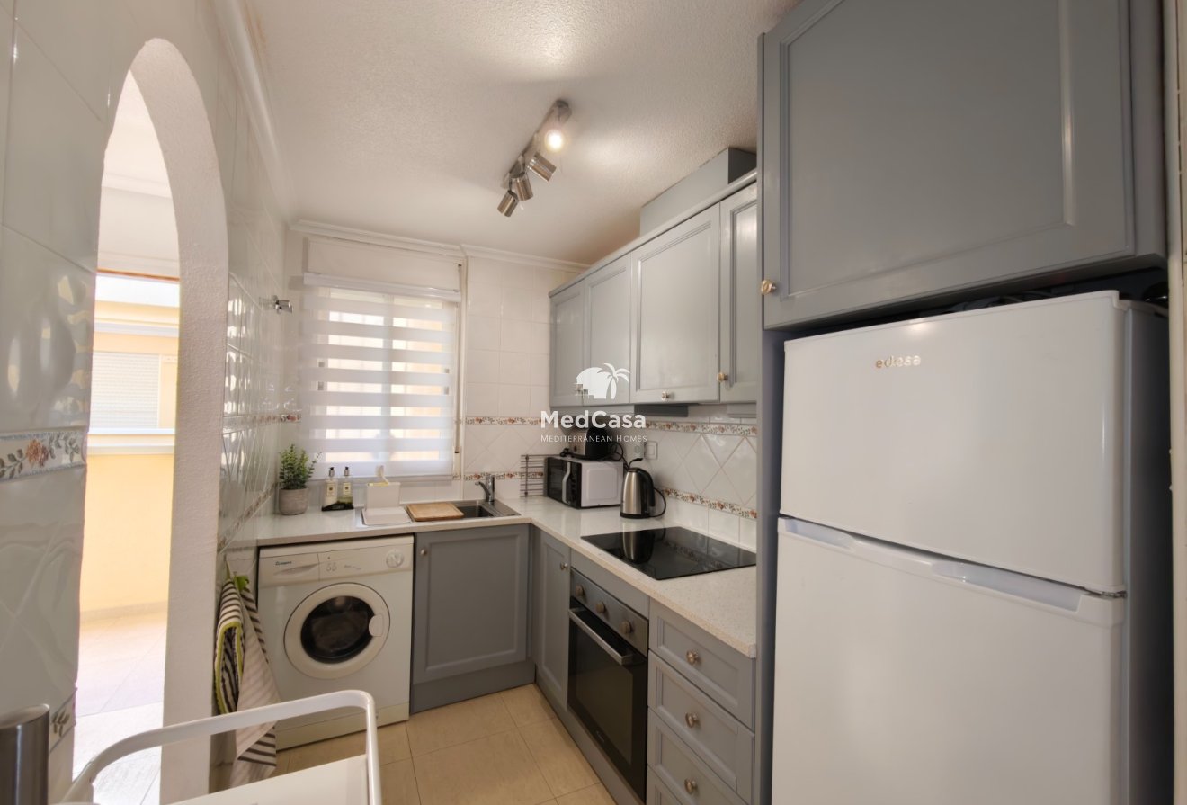 Resale - Apartment -
Algorfa