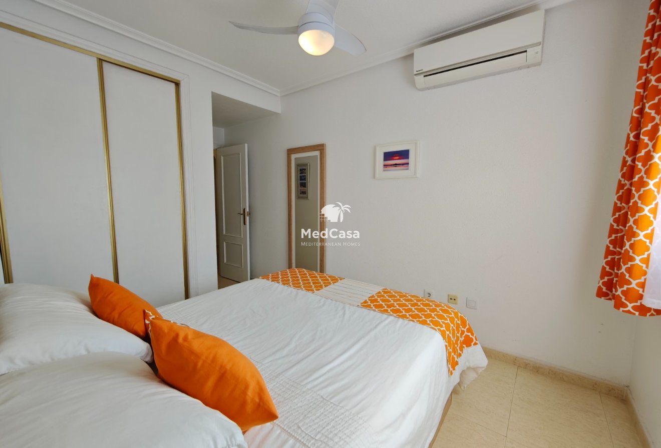 Resale - Apartment -
Algorfa