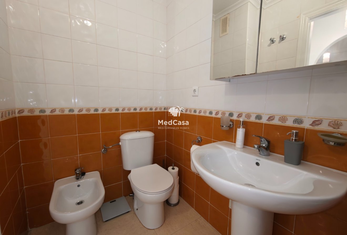 Resale - Apartment -
Algorfa