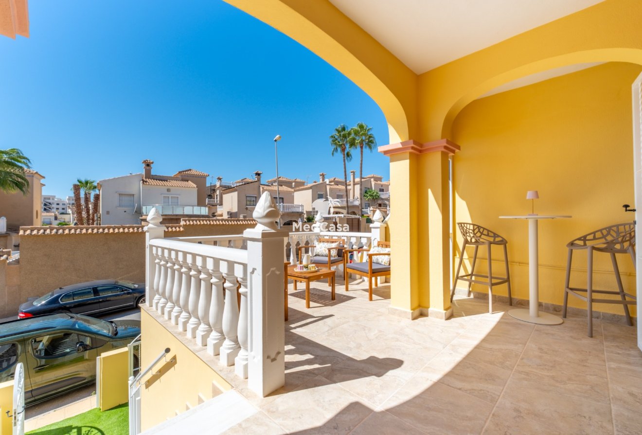 Resale - Townhouse -
Orihuela Costa - Las Filipinas