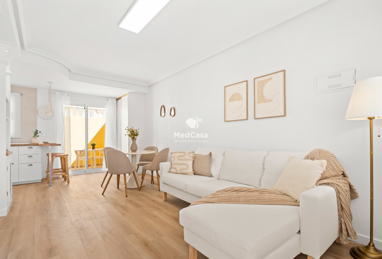 Resale - Townhouse -
Orihuela Costa - Las Filipinas