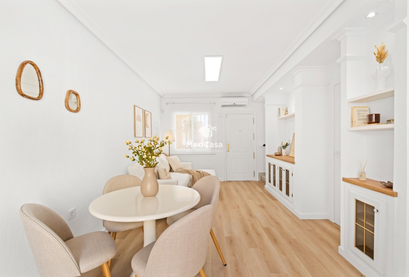 Resale - Townhouse -
Orihuela Costa - Las Filipinas