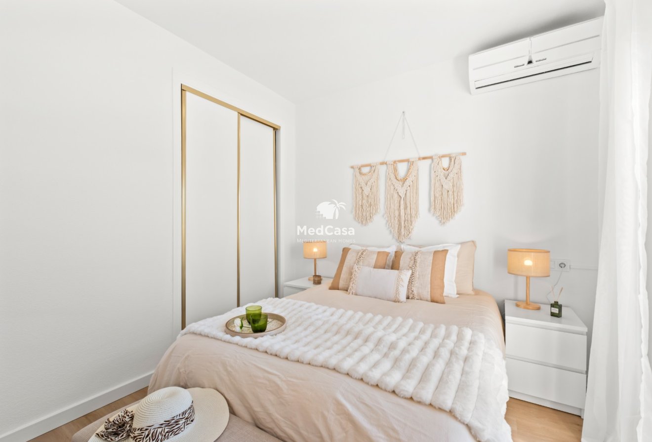 Resale - Townhouse -
Orihuela Costa - Las Filipinas