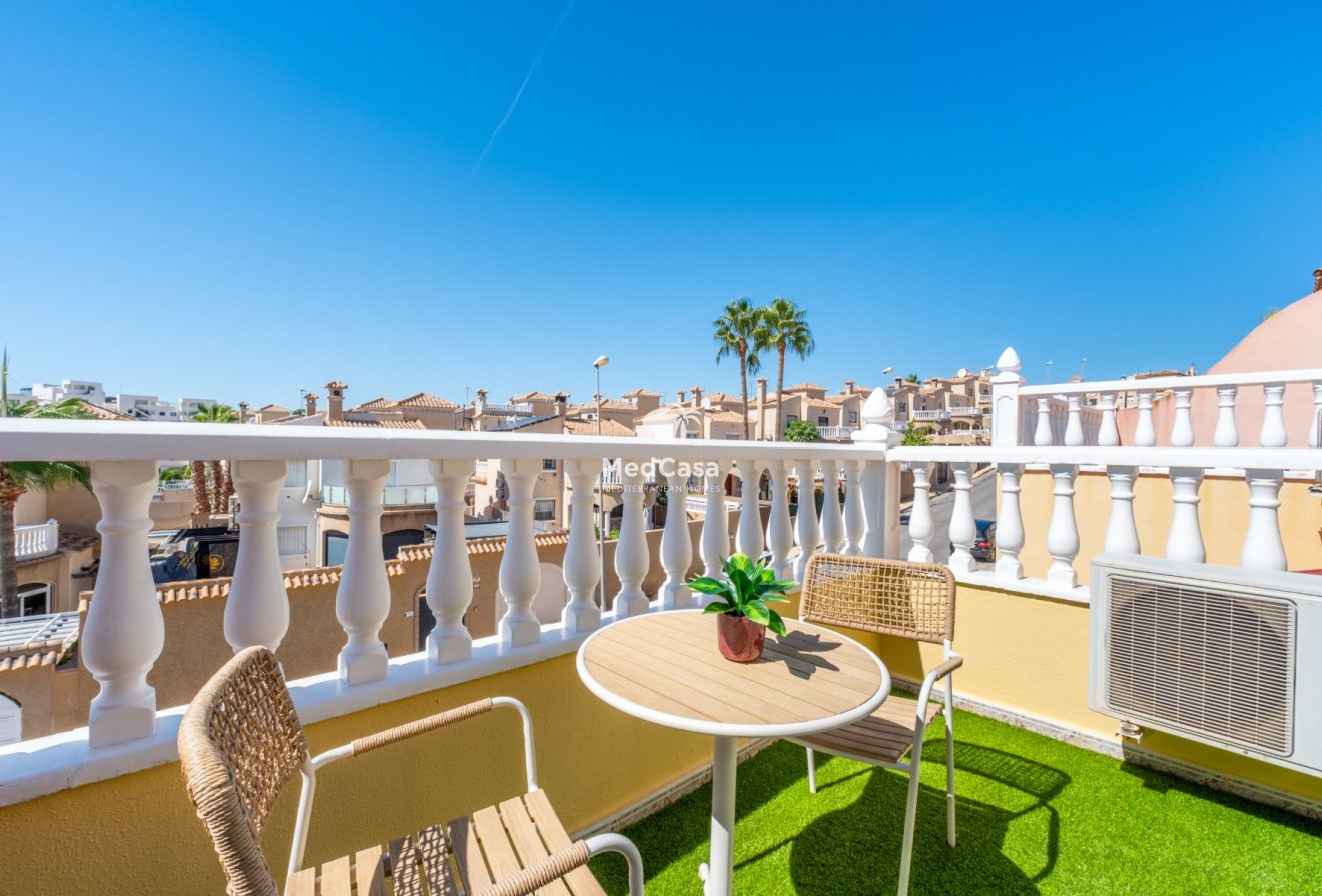 Resale - Townhouse -
Orihuela Costa - Las Filipinas