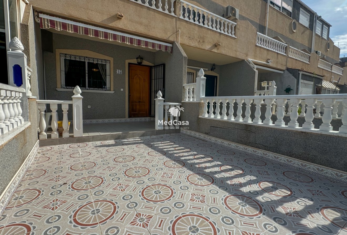 Resale - Townhouse -
Orihuela Costa - Playa Flamenca