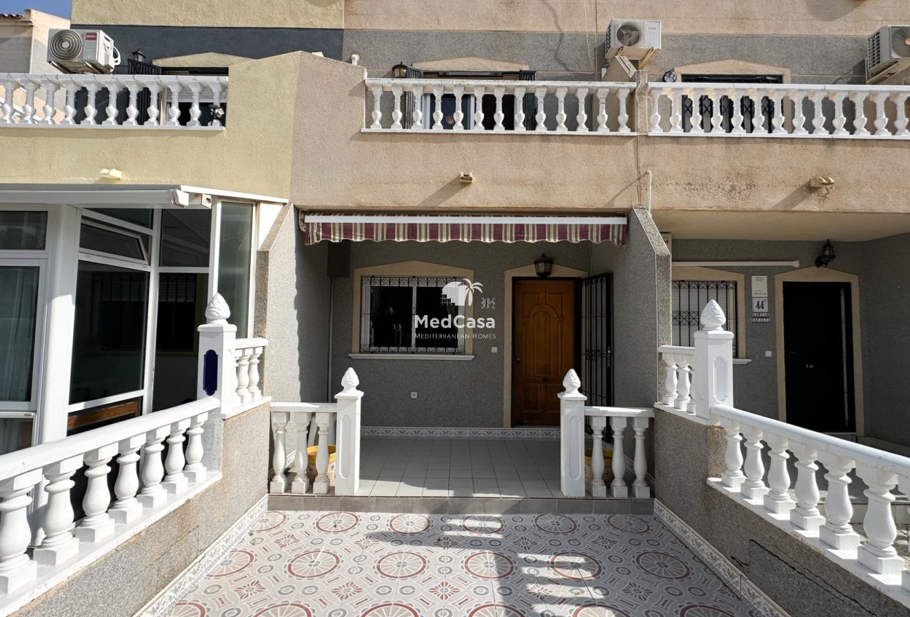 Resale - Townhouse -
Orihuela Costa - Playa Flamenca
