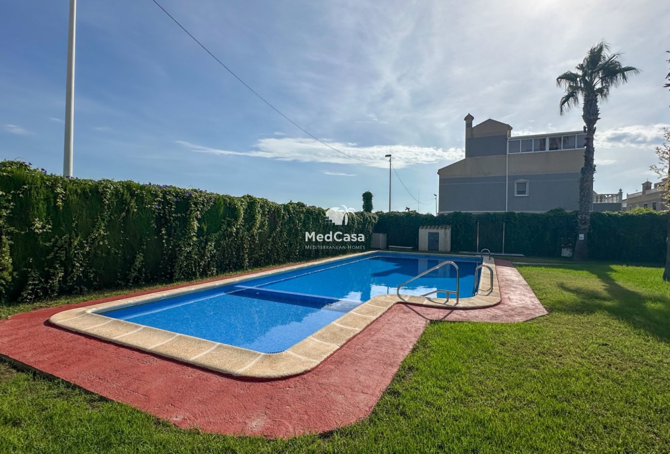 Resale - Townhouse -
Orihuela Costa - Playa Flamenca