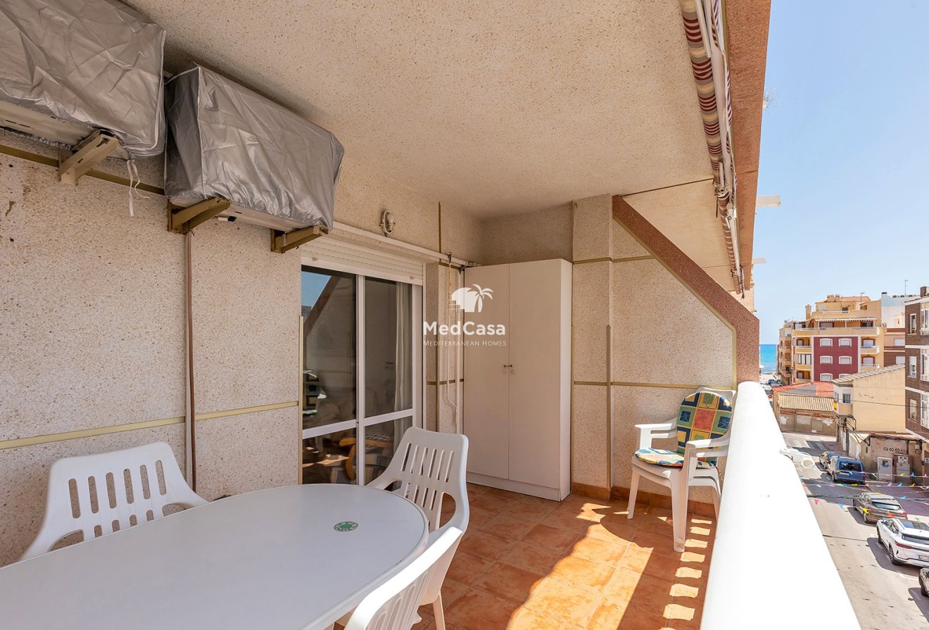 Resale - Apartment -
La Mata - Playa