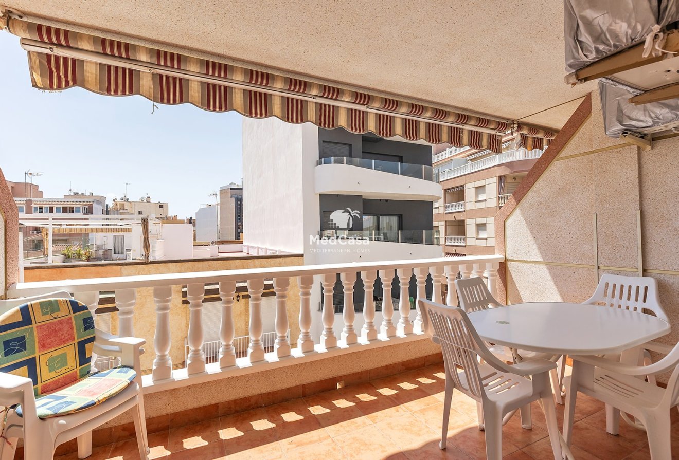 Resale - Apartment -
La Mata - Playa