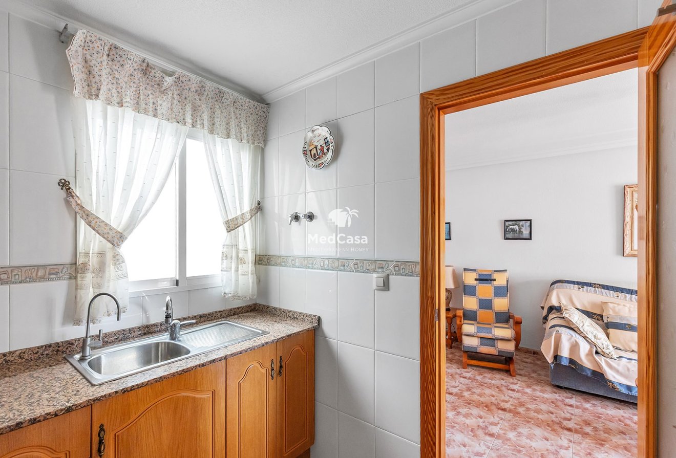 Resale - Apartment -
La Mata - Playa