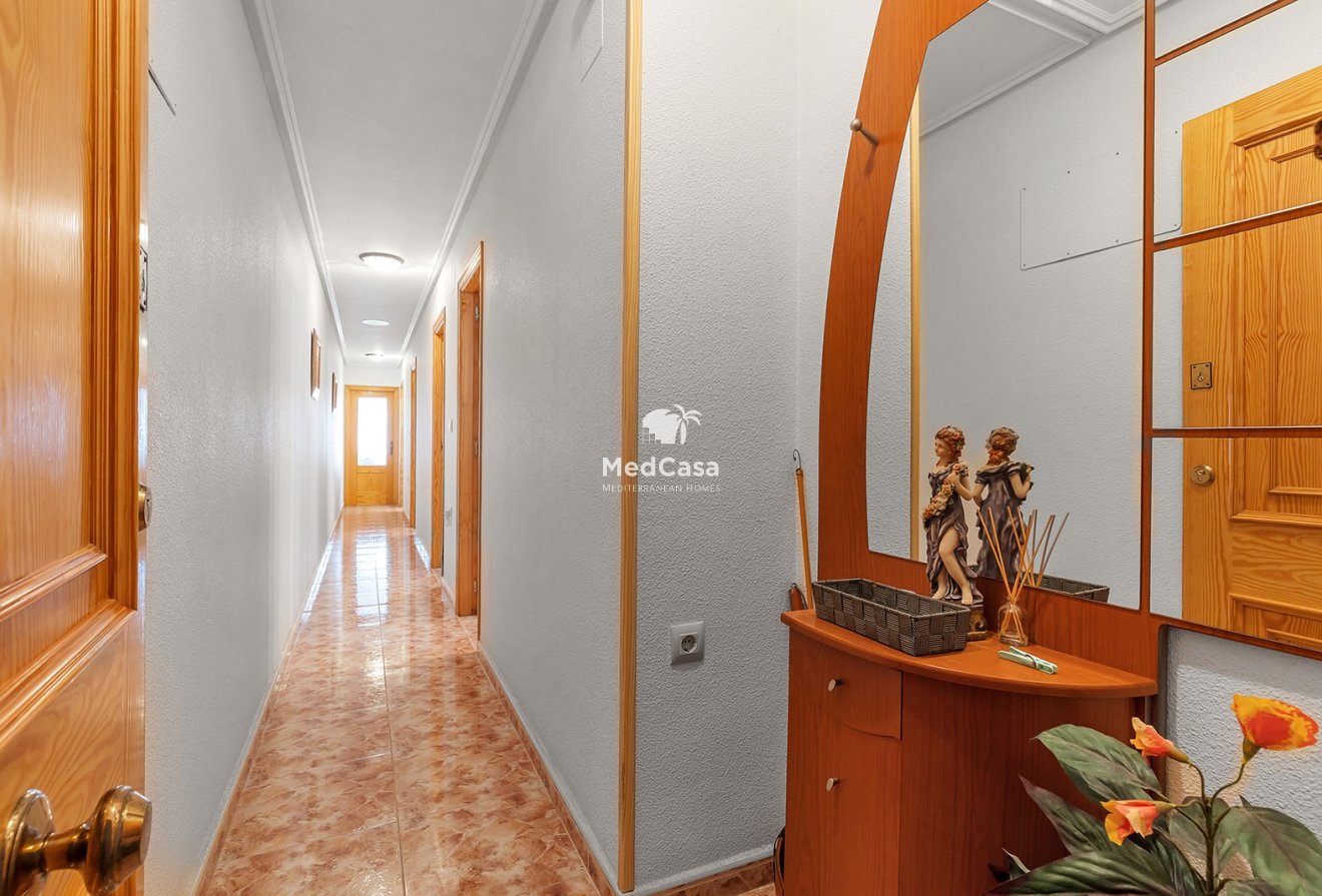 Resale - Apartment -
La Mata - Playa