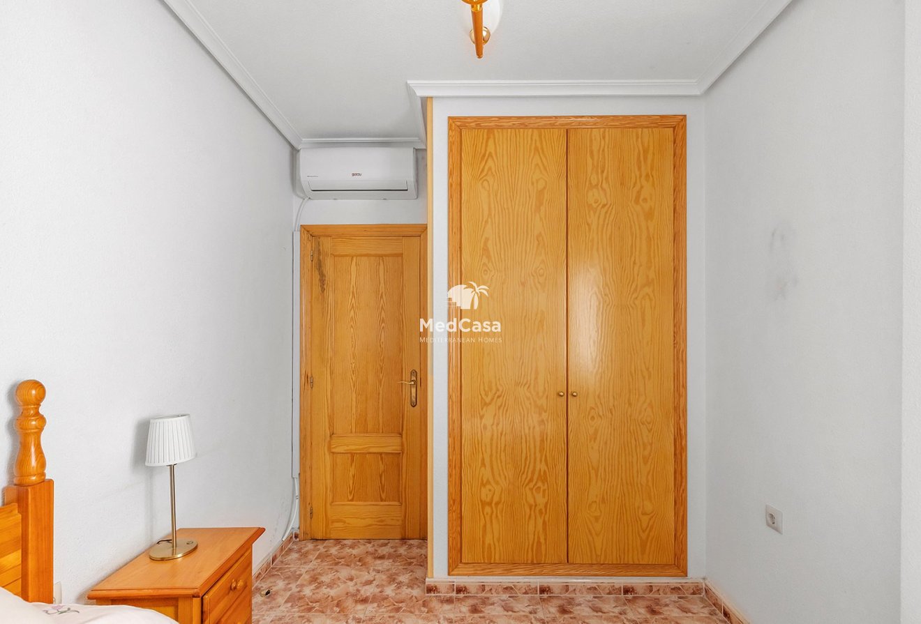 Resale - Apartment -
La Mata - Playa