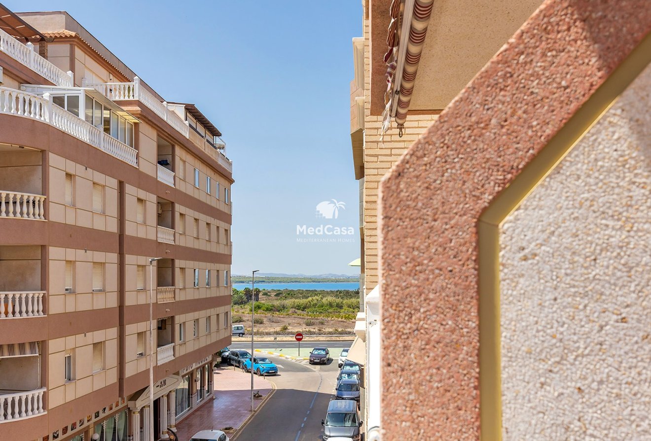 Resale - Apartment -
La Mata - Playa