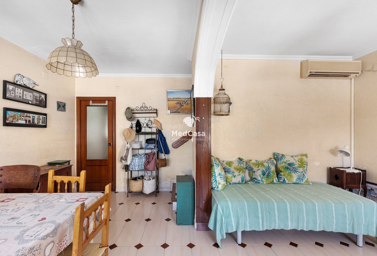 Wiederverkauf - Reihenhaus -
La Mata - Playa