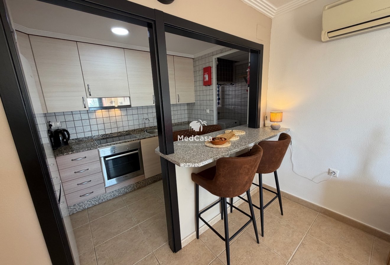 Resale - Apartment -
Guardamar del Segura - Puerto