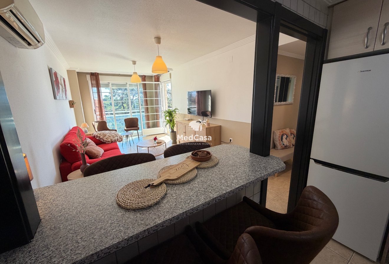 Resale - Apartment -
Guardamar del Segura - Puerto