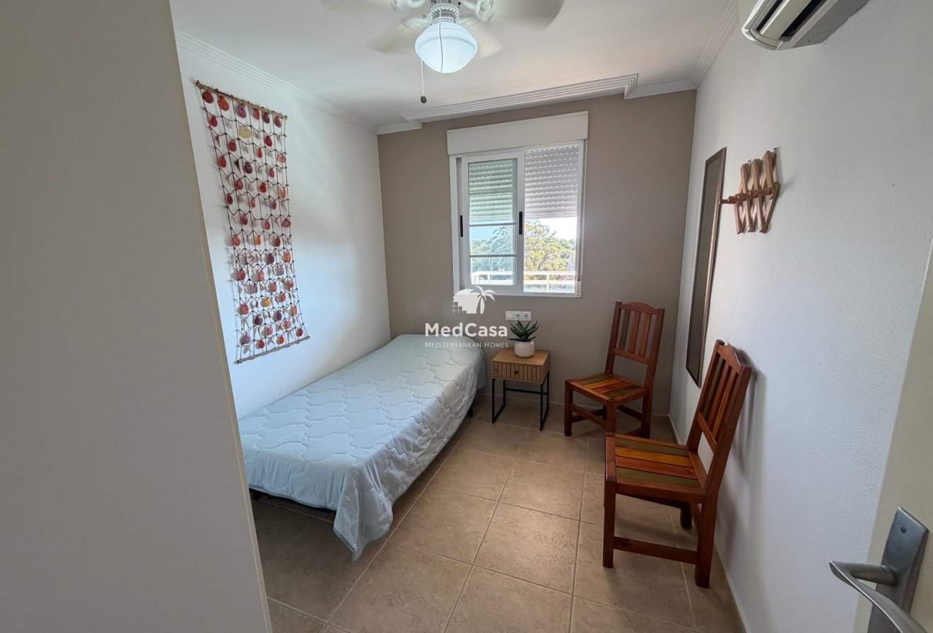 Resale - Apartment -
Guardamar del Segura - Puerto