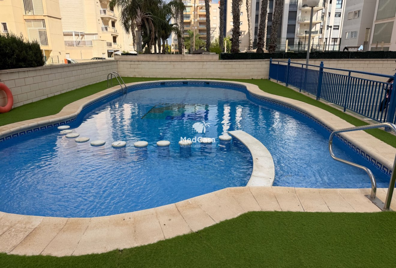 Resale - Apartment -
Guardamar del Segura - Puerto