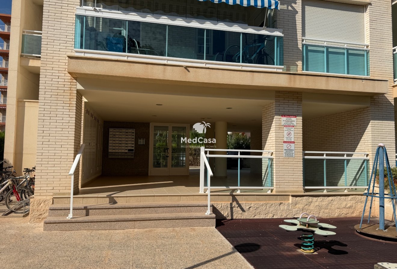 Resale - Apartment -
Guardamar del Segura - Puerto