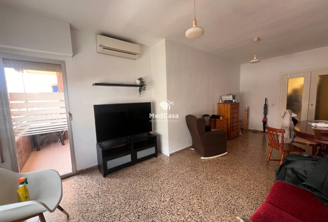 Wiederverkauf - Apartment -
Guardamar del Segura