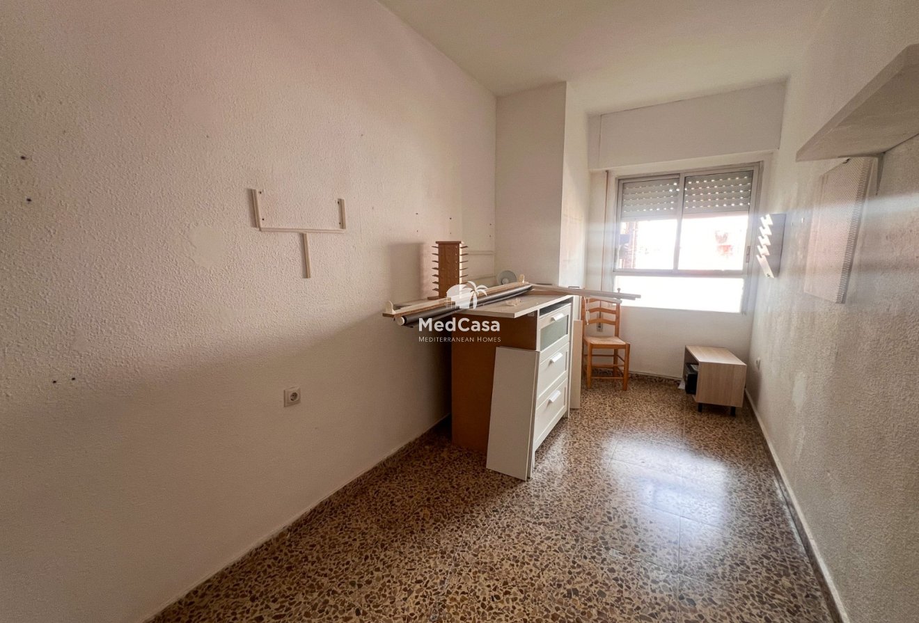 Wiederverkauf - Apartment -
Guardamar del Segura