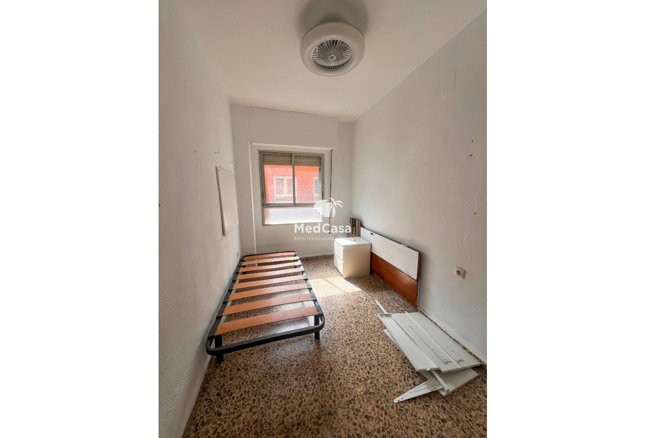 Wiederverkauf - Apartment -
Guardamar del Segura