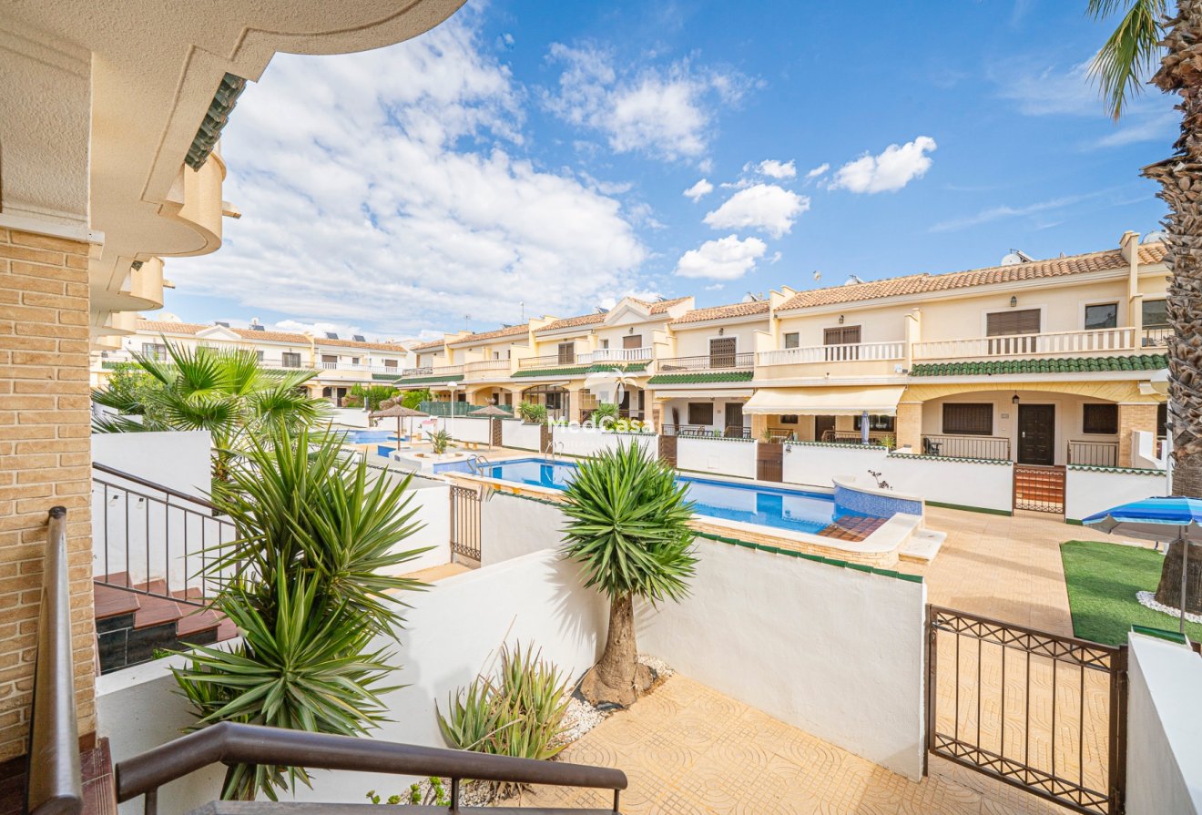 Resale - Townhouse -
Ciudad Quesada - Lo Marabú