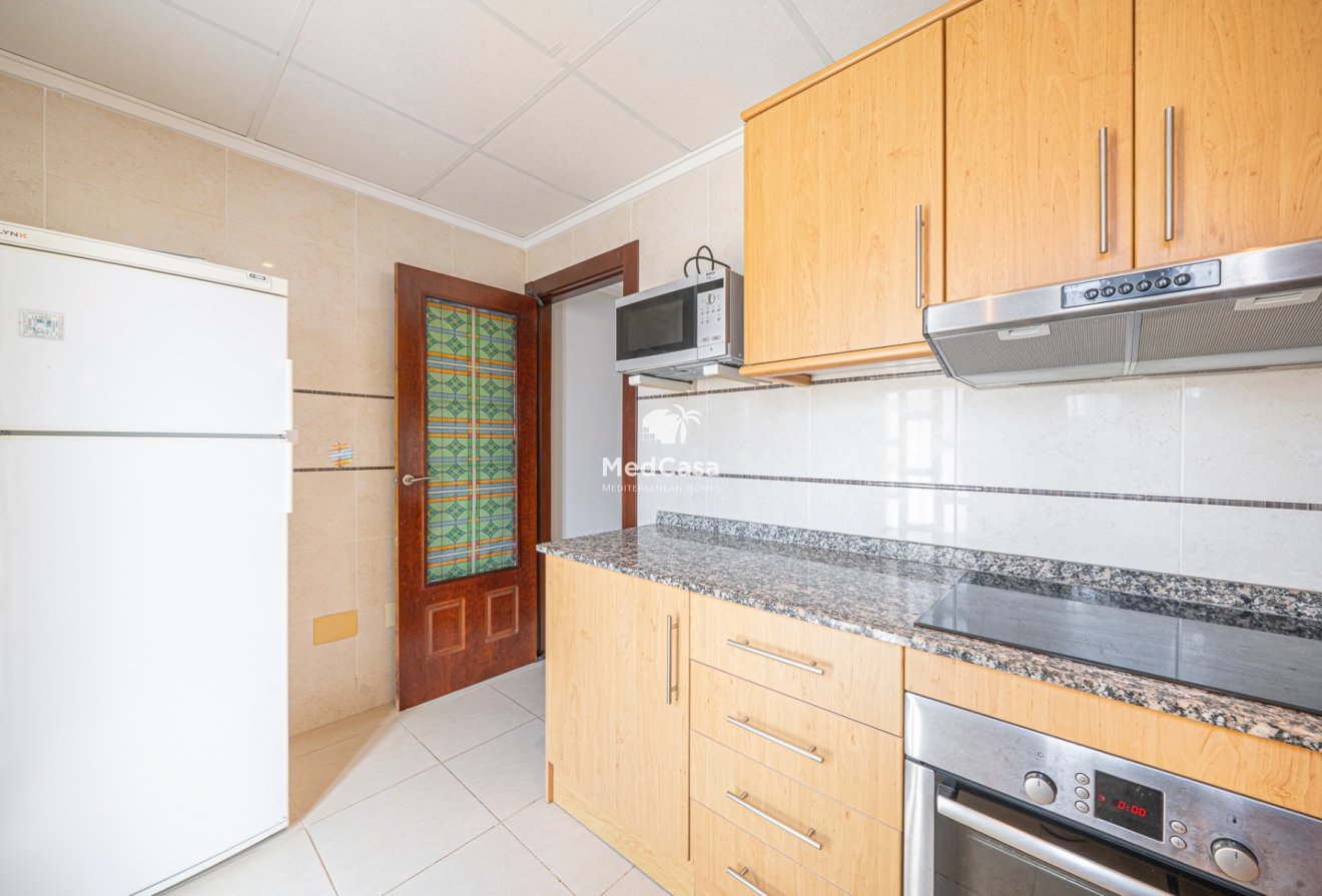 Resale - Townhouse -
Ciudad Quesada - Lo Marabú