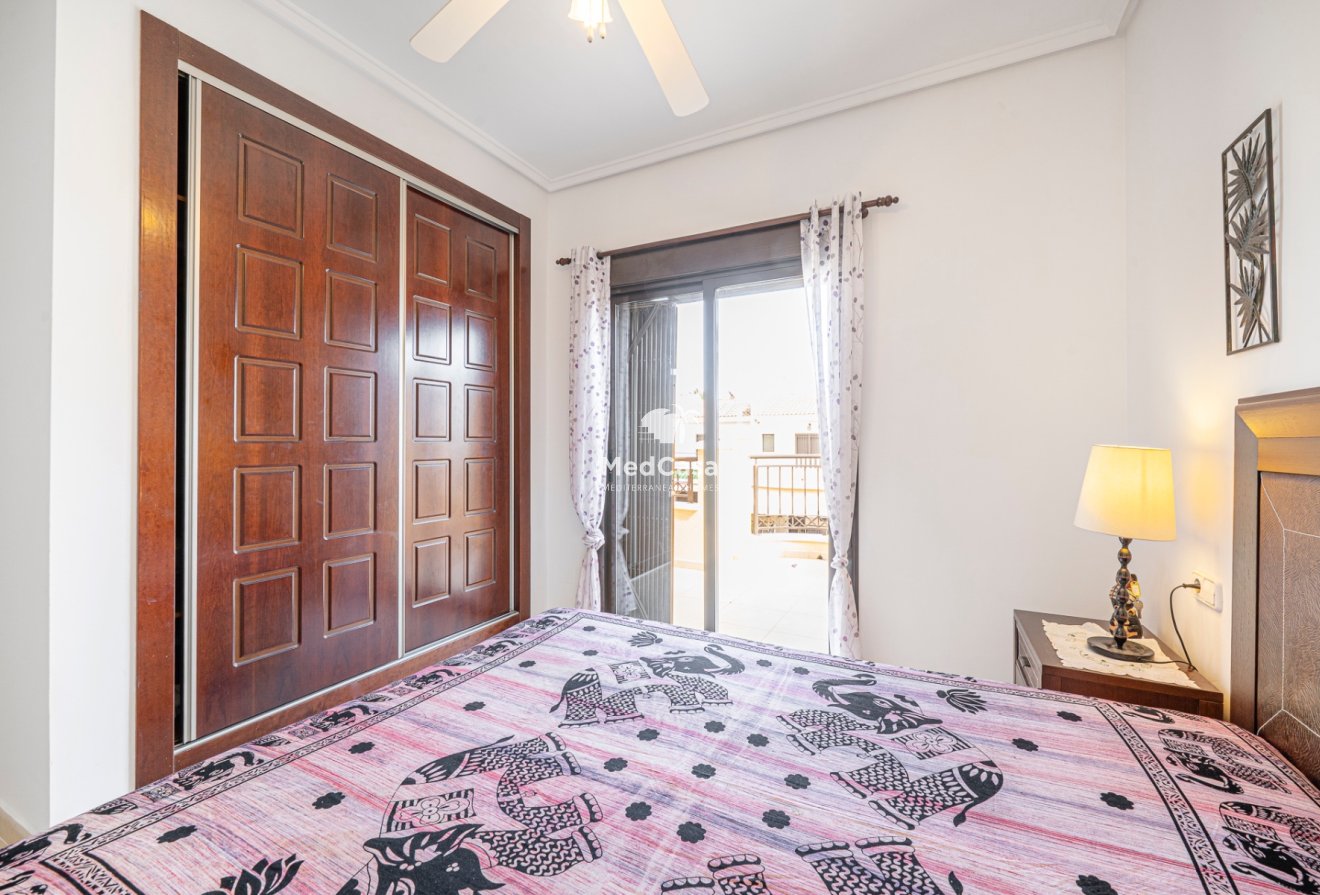 Resale - Townhouse -
Ciudad Quesada - Lo Marabú